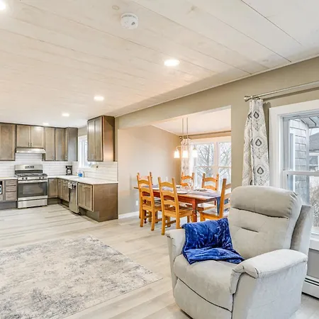 Cozy Maine Getaway Covered Deck, Walk To Beach! Lubec Extérieur photo