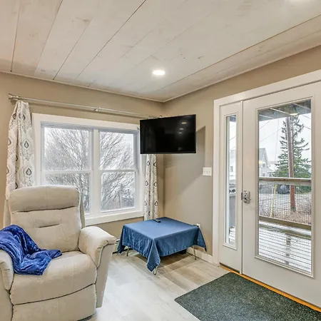 Cozy Maine Getaway Covered Deck, Walk To Beach! Lubec Extérieur photo