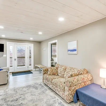 Cozy Maine Getaway Covered Deck, Walk To Beach! Lubec Extérieur photo
