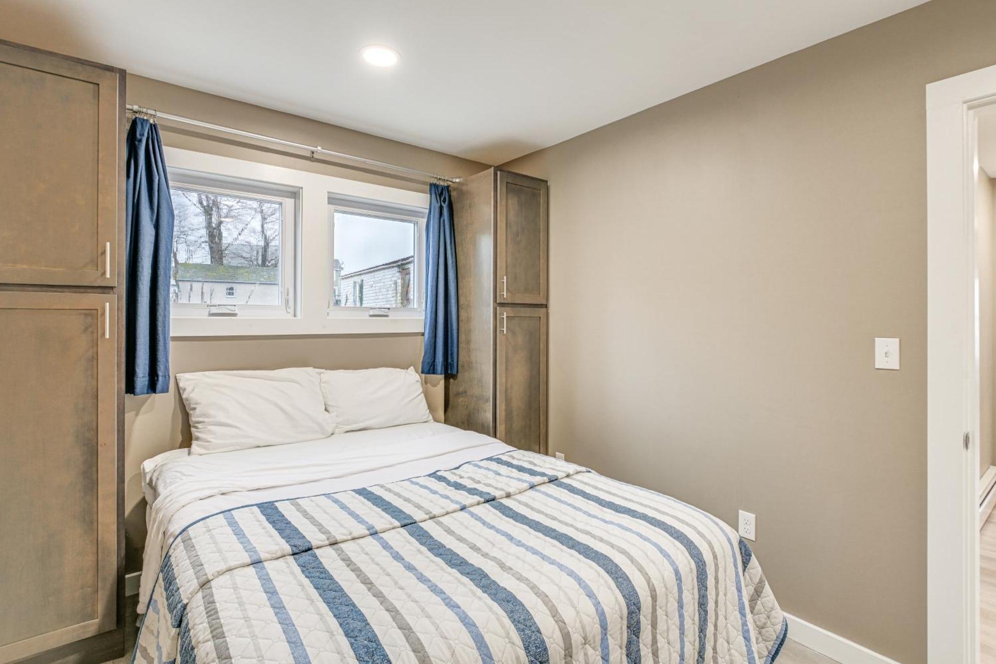 Cozy Maine Getaway Covered Deck, Walk To Beach! * Lubec